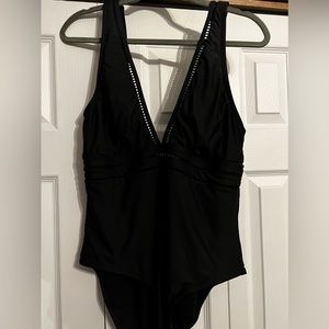 Black bathing suite XL